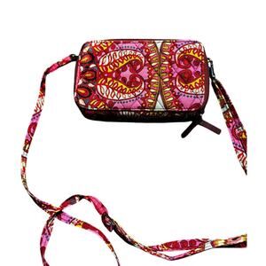 Vera Bradley resort medallion small adjustable Crossbody bag/wallet